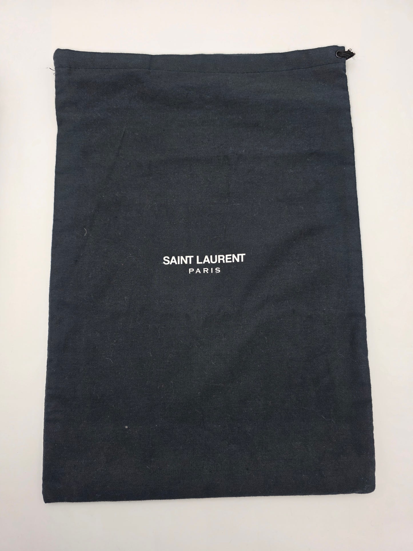 Saint Laurent Logo Zipped Tablet Pouch (Rider Sport) in Black