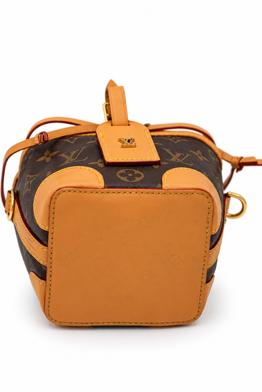 Louis Vuitton MonogramNoe Purse Monogram