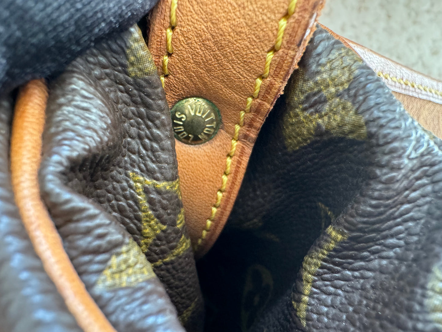 LOUIS VUITTON Monogram Saumur 30 Cross Body Shoulder Bag