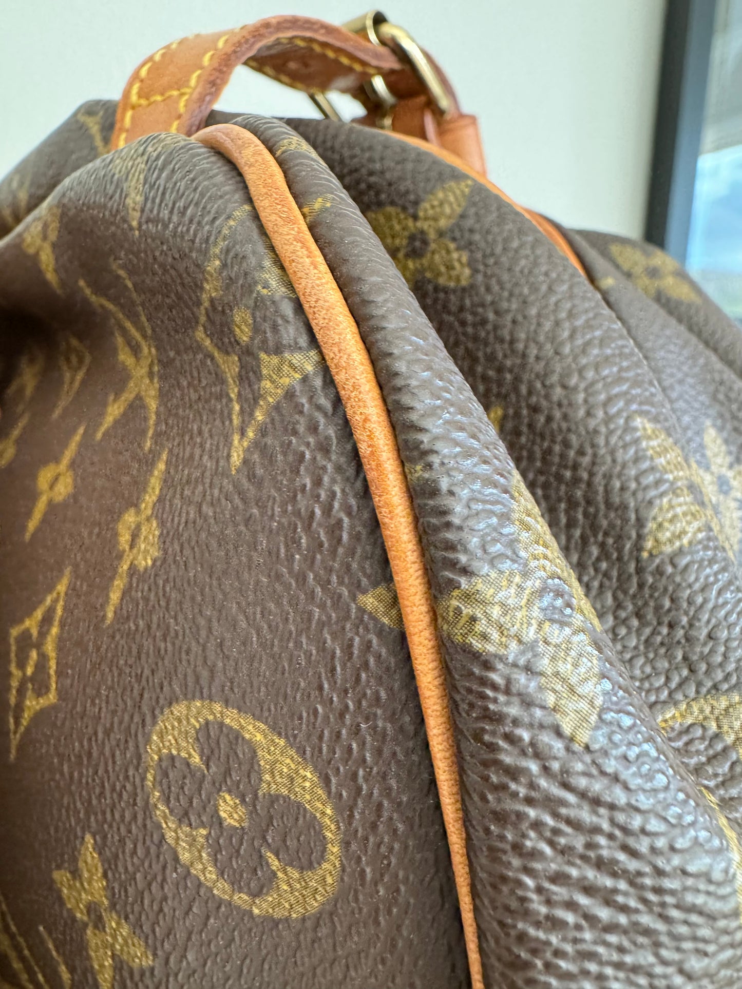 LOUIS VUITTON Monogram Saumur 30 Cross Body Shoulder Bag