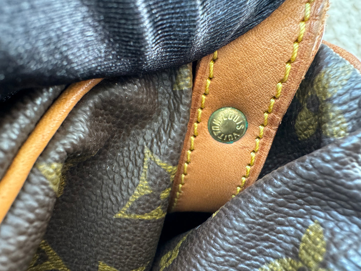 LOUIS VUITTON Monogram Saumur 30 Cross Body Shoulder Bag