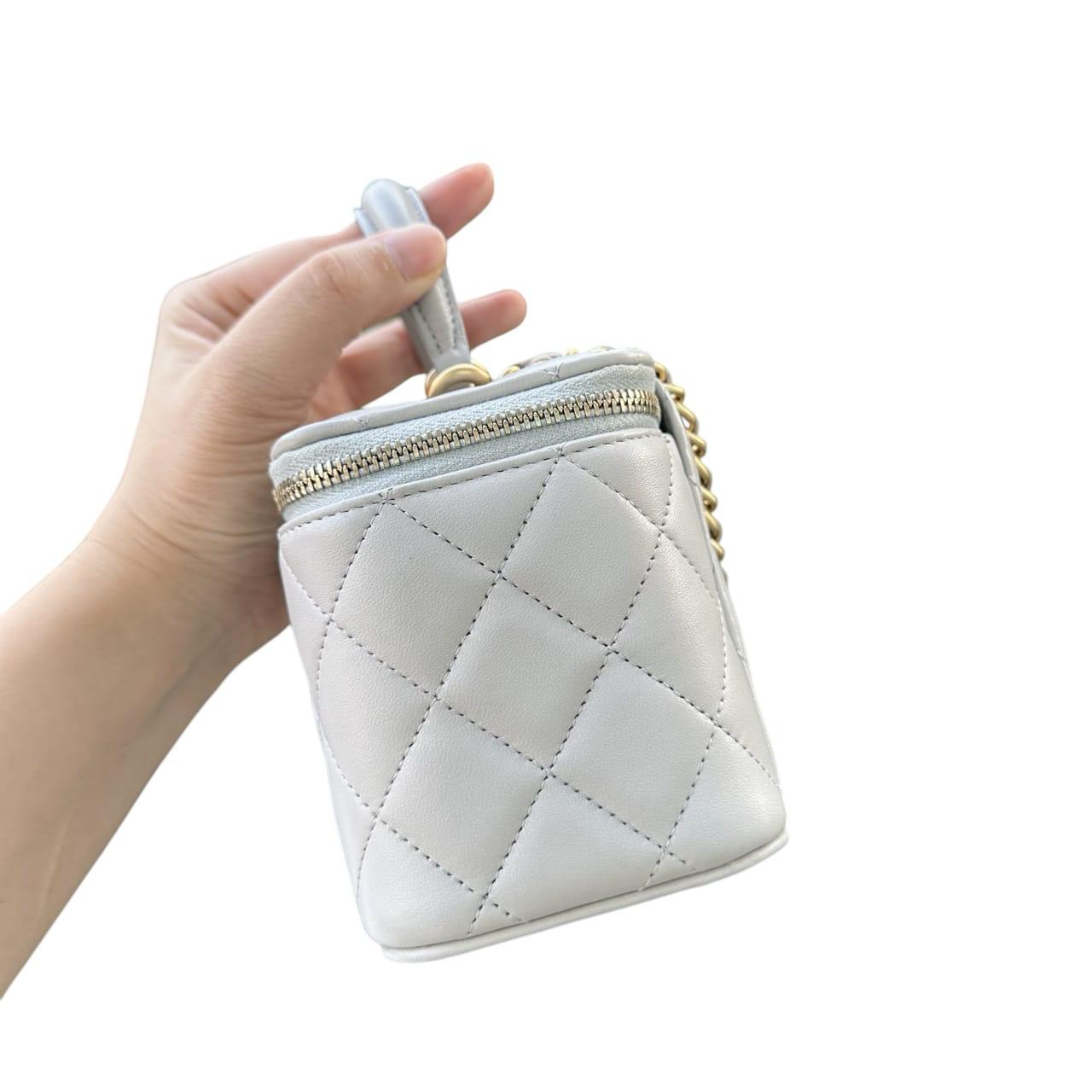 Chanel Lambskin Quilted Small Top Handle Vanity Case With Chain Light Grey