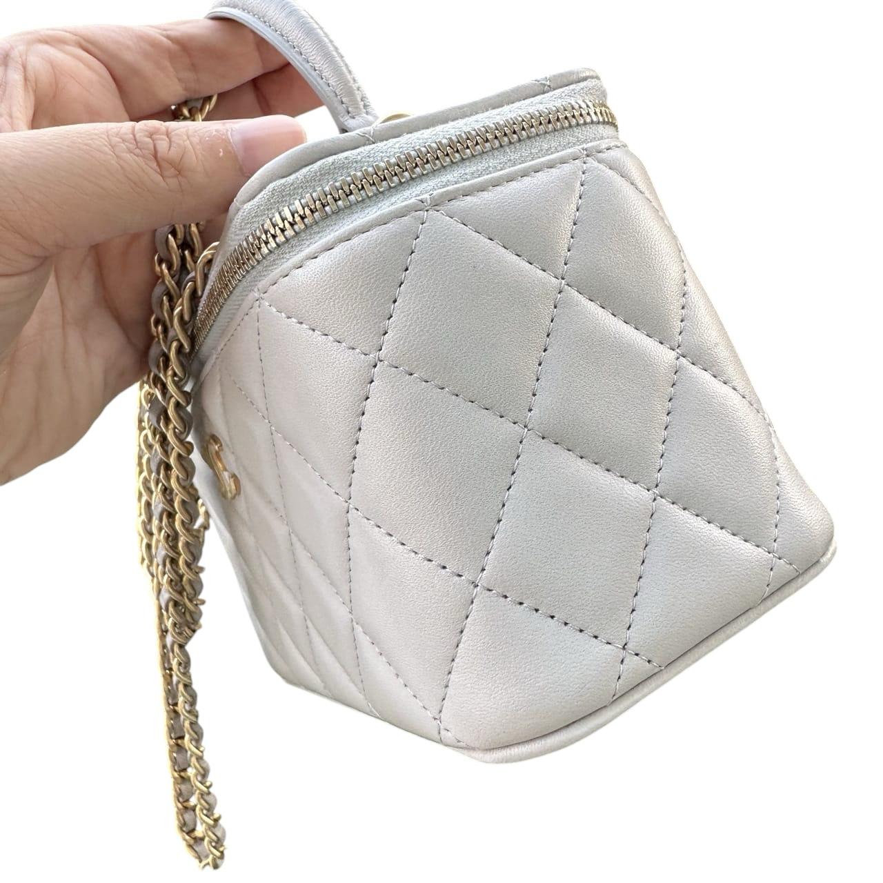 Chanel Lambskin Quilted Small Top Handle Vanity Case With Chain Light Grey
