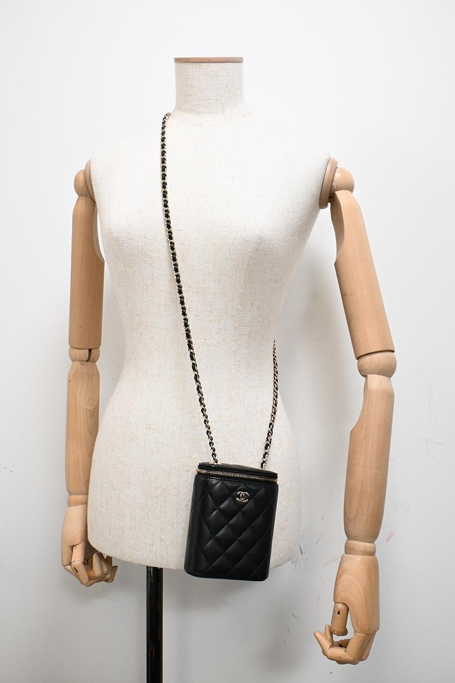Chanel Lambskin Mini Vanity Case with Chain Black Leather Gold Hardware