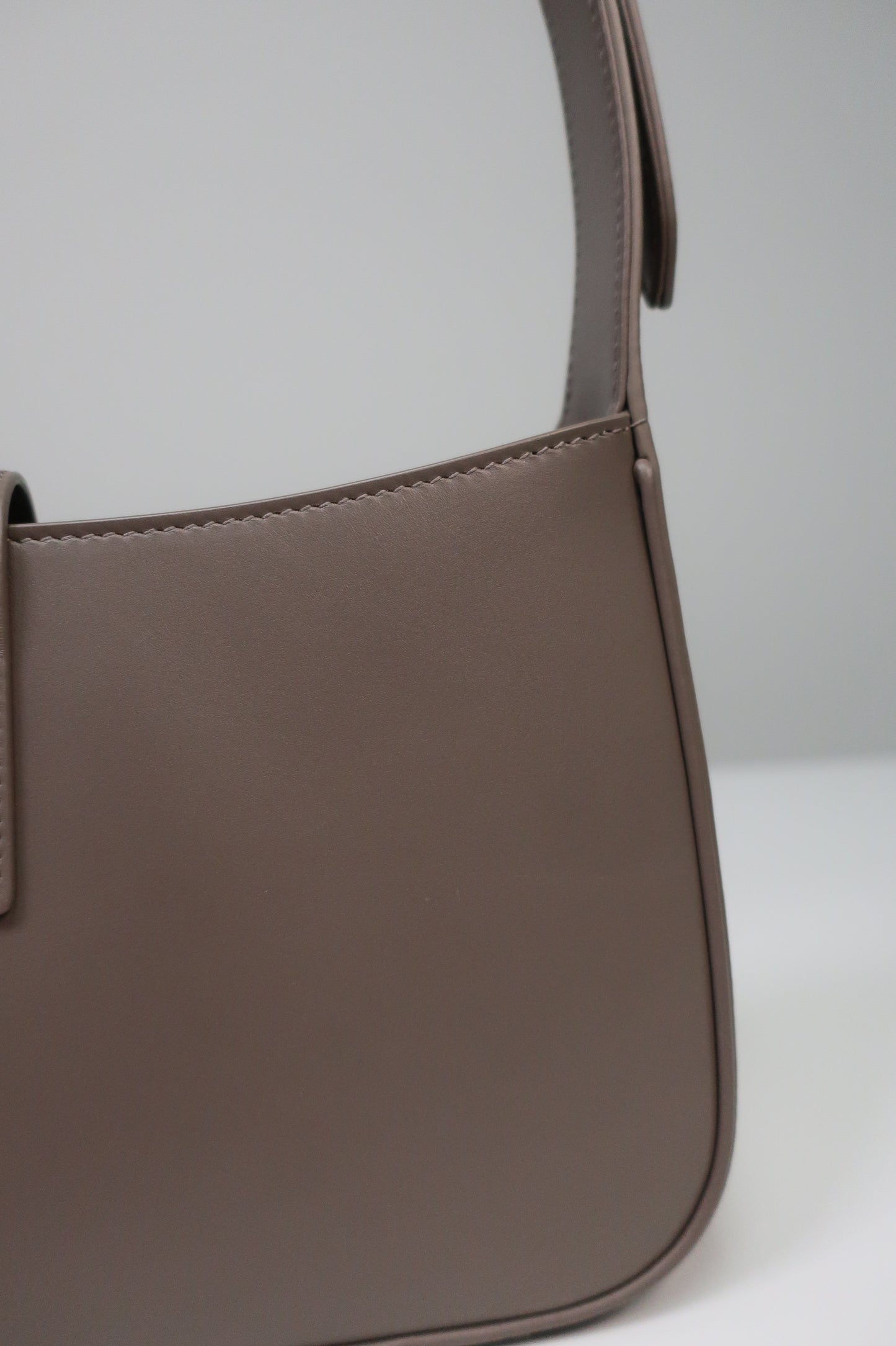 SAINT LAURENT Le 5 à 7 Hobo Bag in Smooth Leather