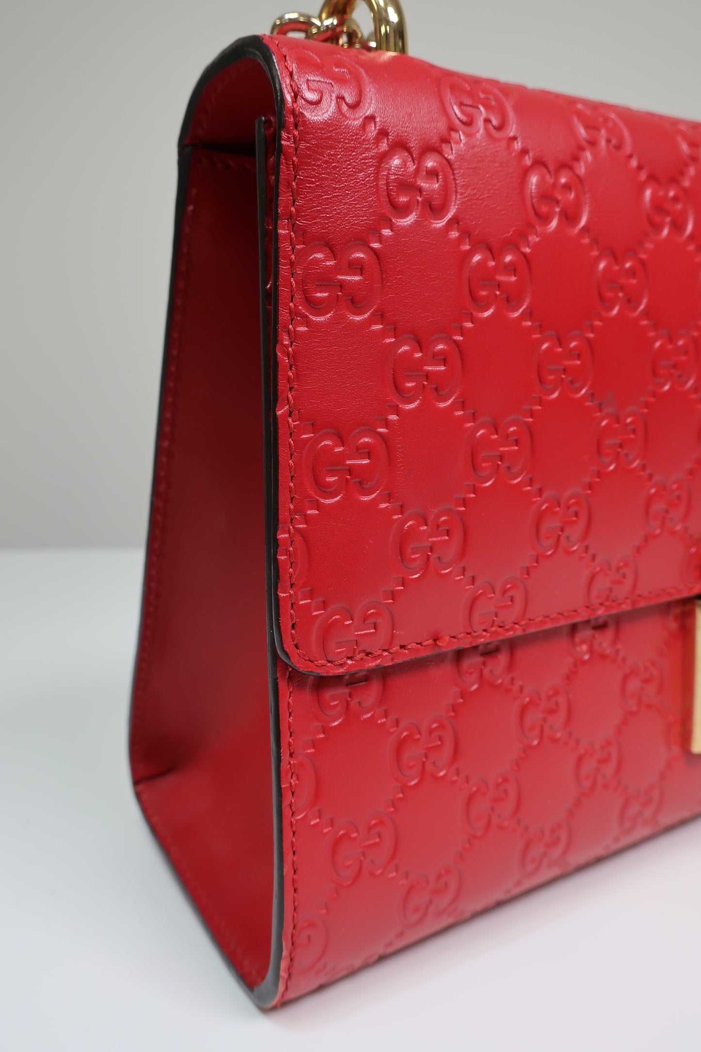 GUCCI Guccissima Medium Padlock Shoulder Bag