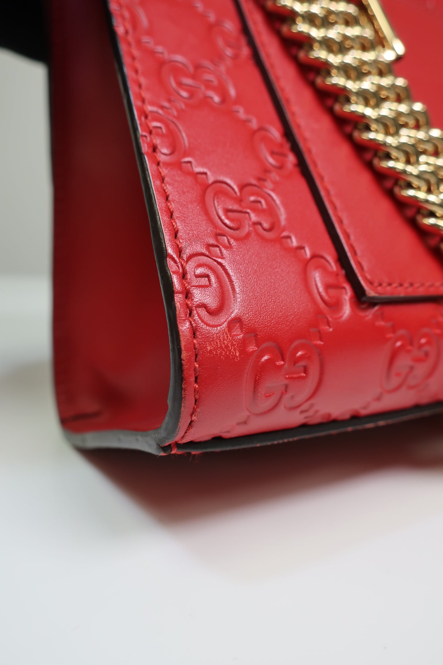 GUCCI Guccissima Medium Padlock Shoulder Bag