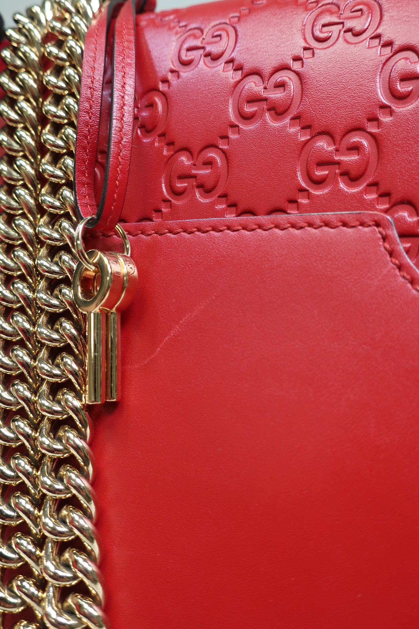 GUCCI Guccissima Medium Padlock Shoulder Bag
