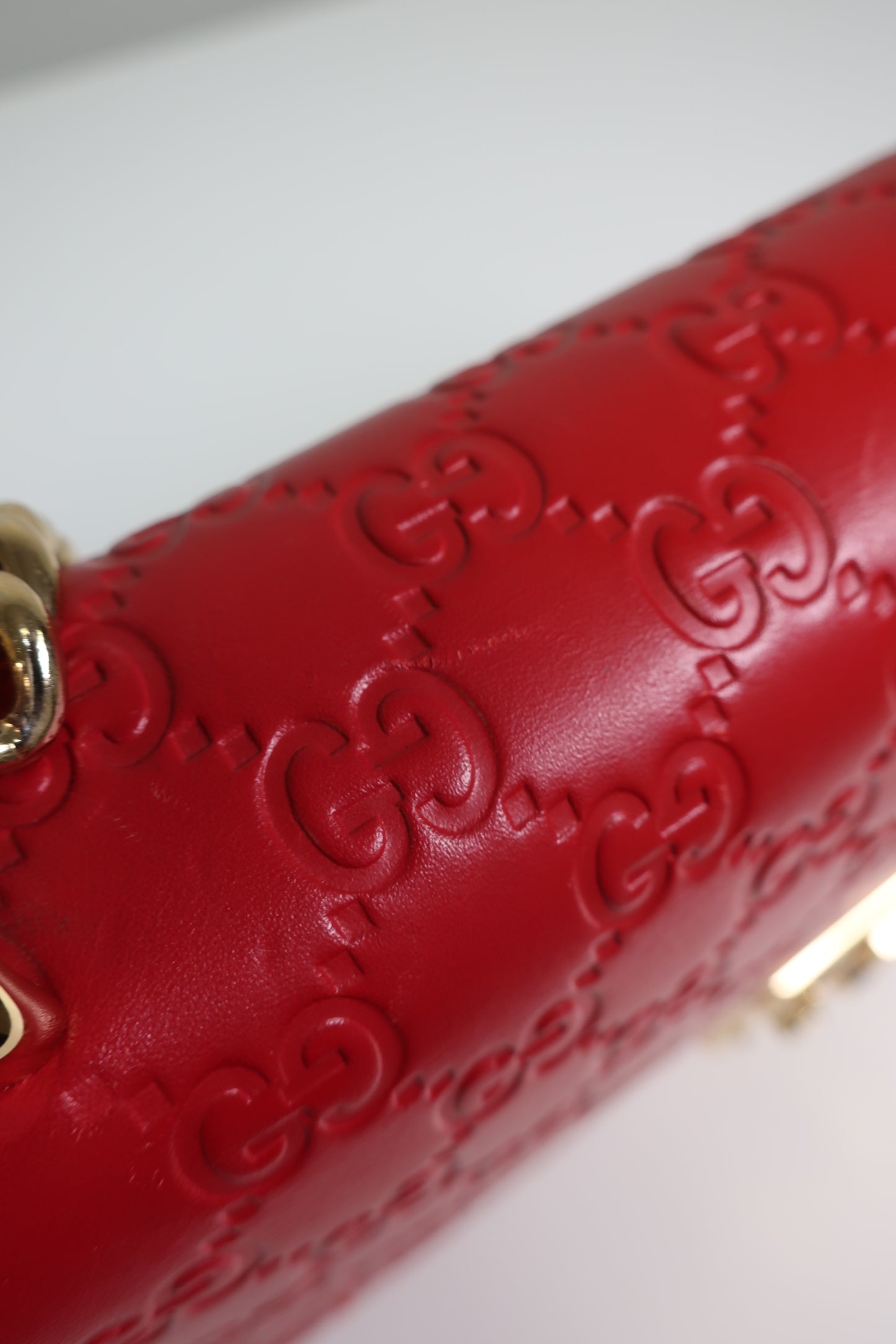 GUCCI Guccissima Medium Padlock Shoulder Bag
