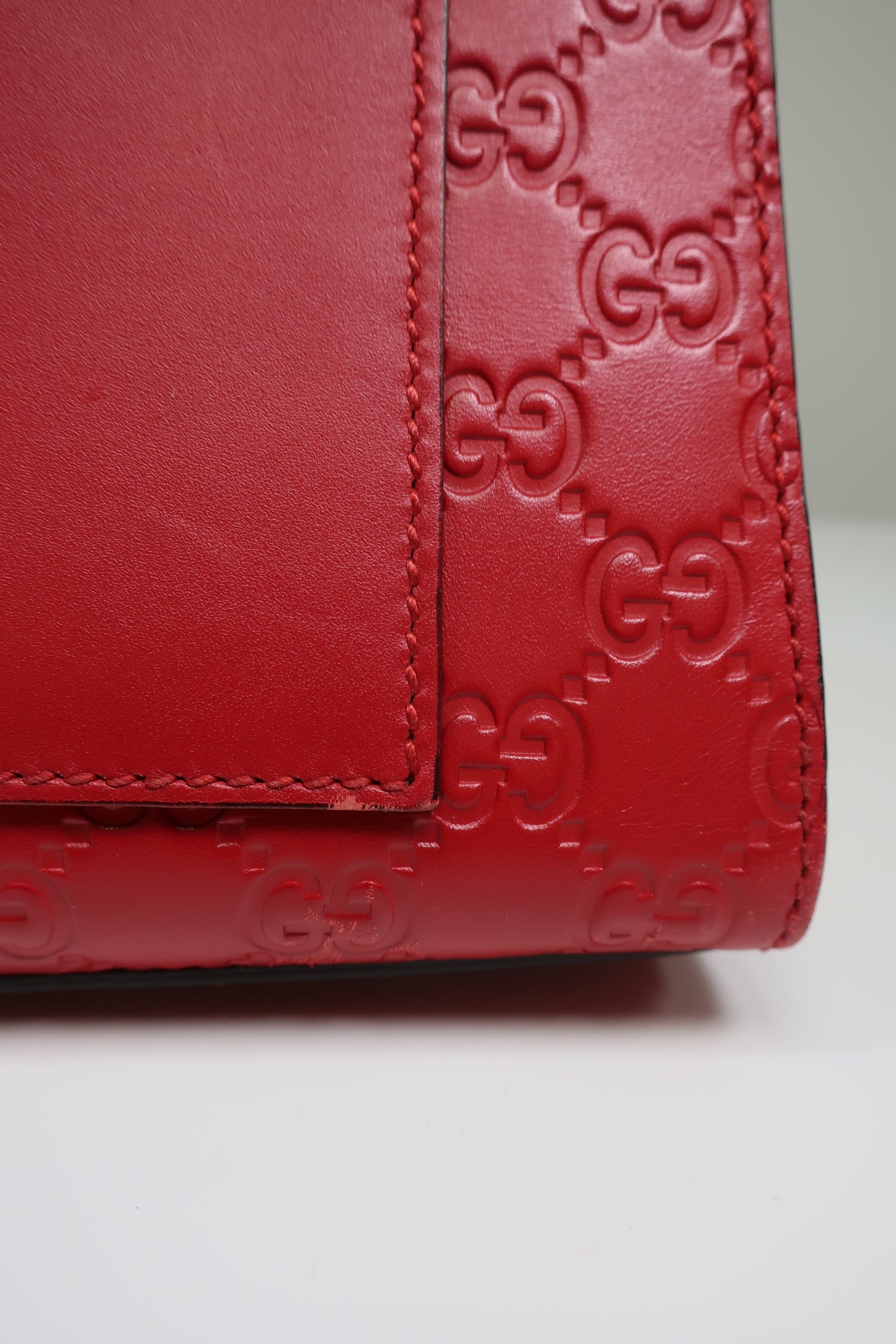 GUCCI Guccissima Medium Padlock Shoulder Bag