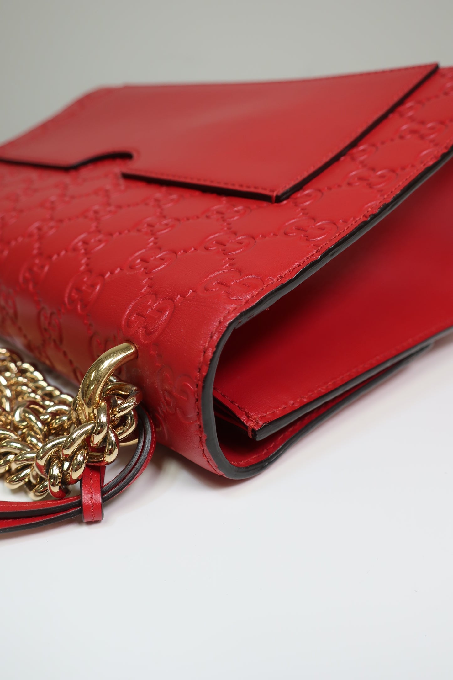 GUCCI Guccissima Medium Padlock Shoulder Bag
