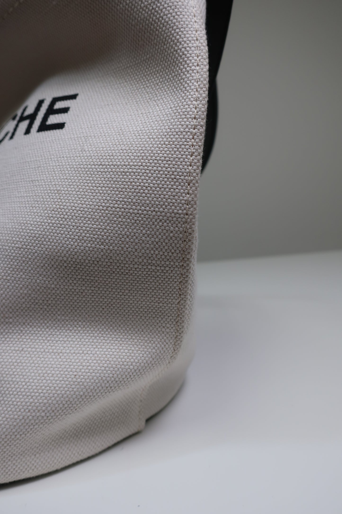 SAINT LAURENT RIVE GAUCHE BUCKET BAG