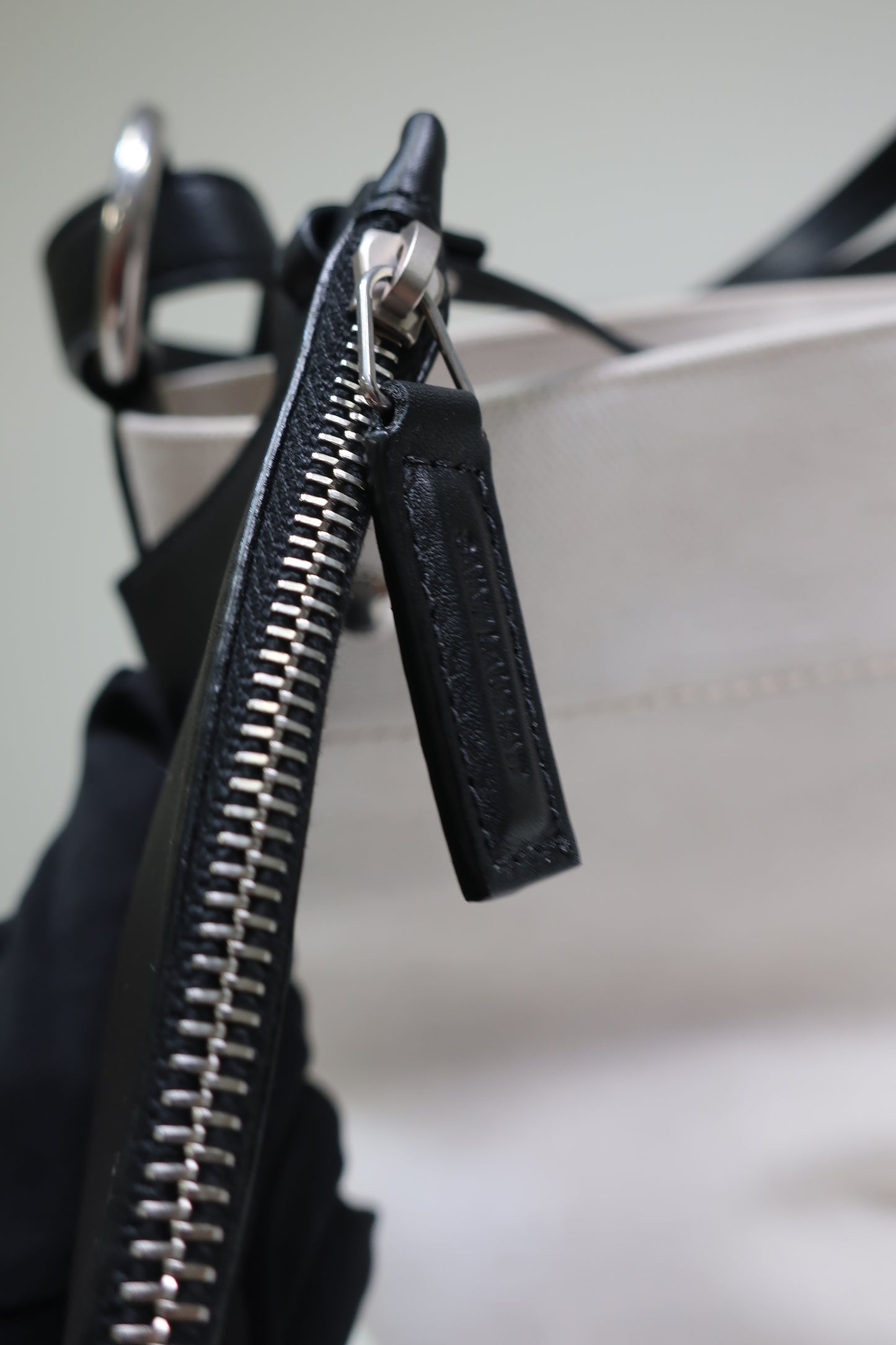 SAINT LAURENT RIVE GAUCHE BUCKET BAG