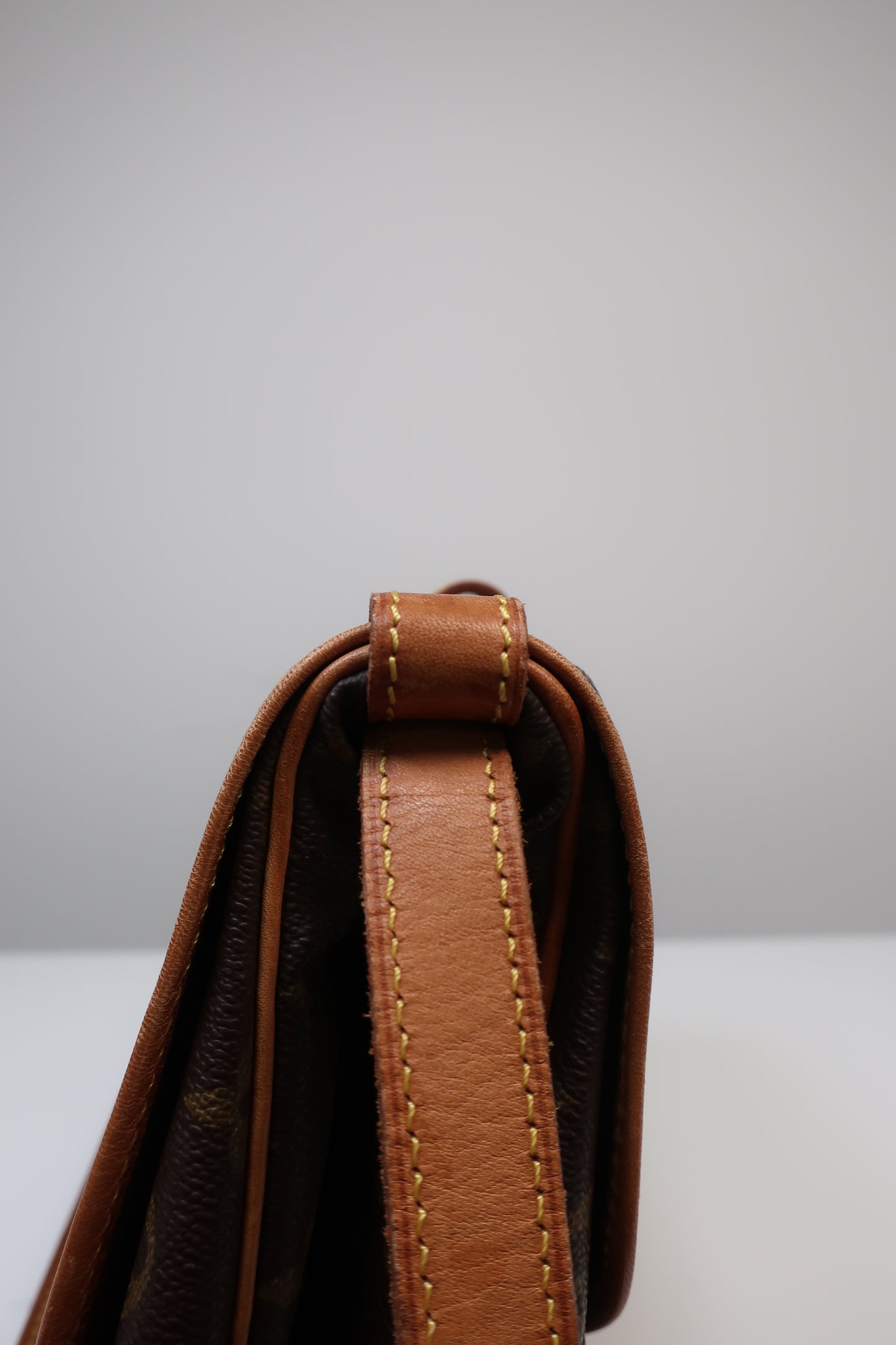 LOUIS VUITTON Monogram Saumur 30 Cross Body Shoulder Bag