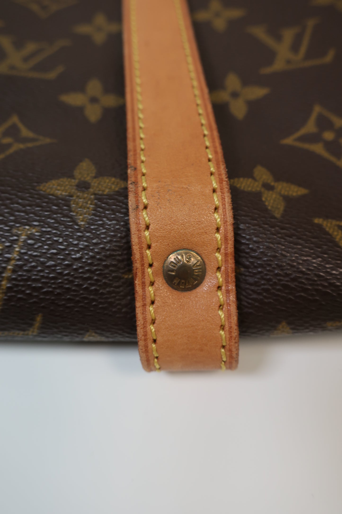LOUIS VUITTON Monogram Saumur 30 Cross Body Shoulder Bag