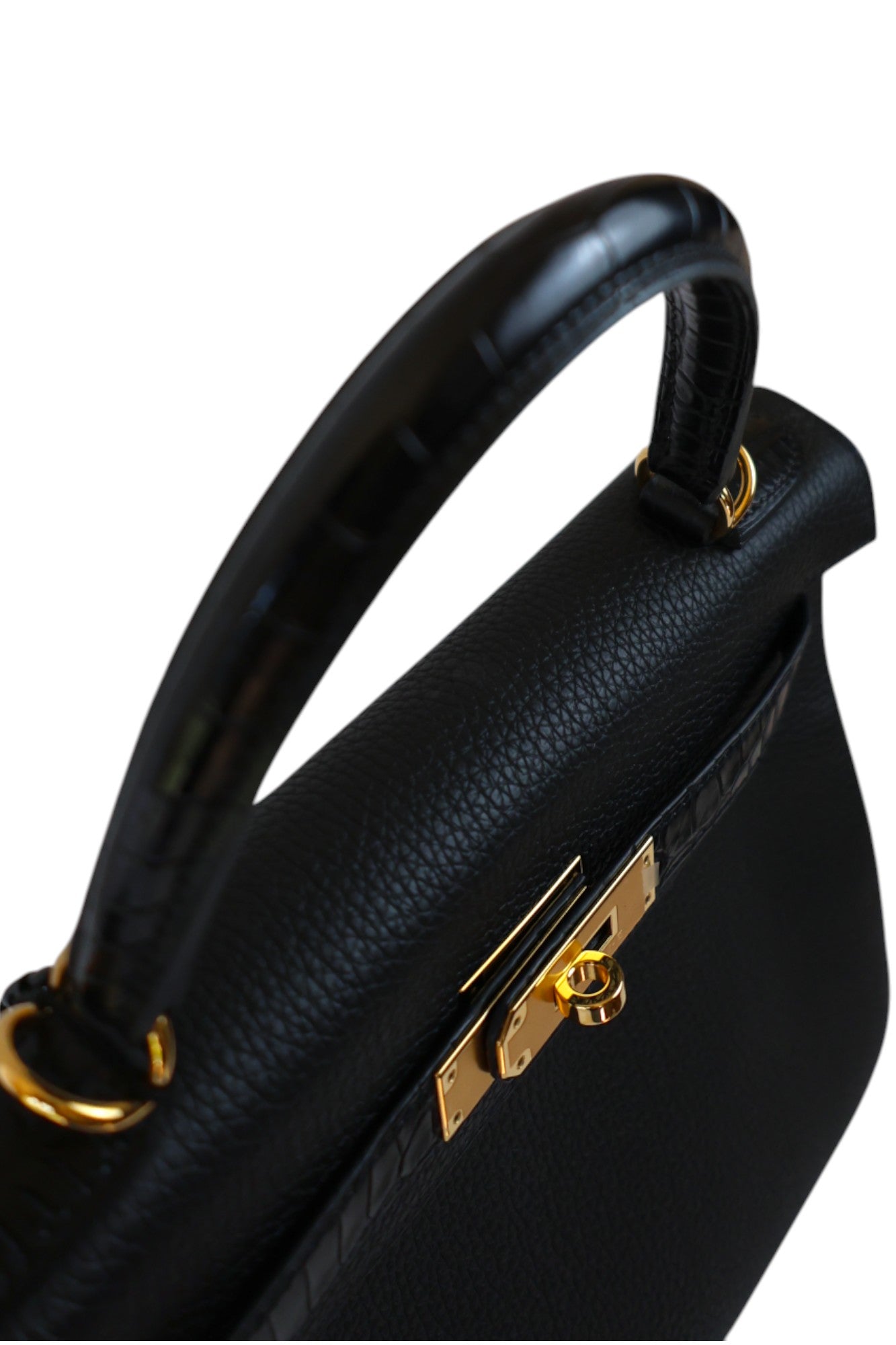 Hermès Kelly 28 Touch Noir with Gold Hardware Stamp Z 2021