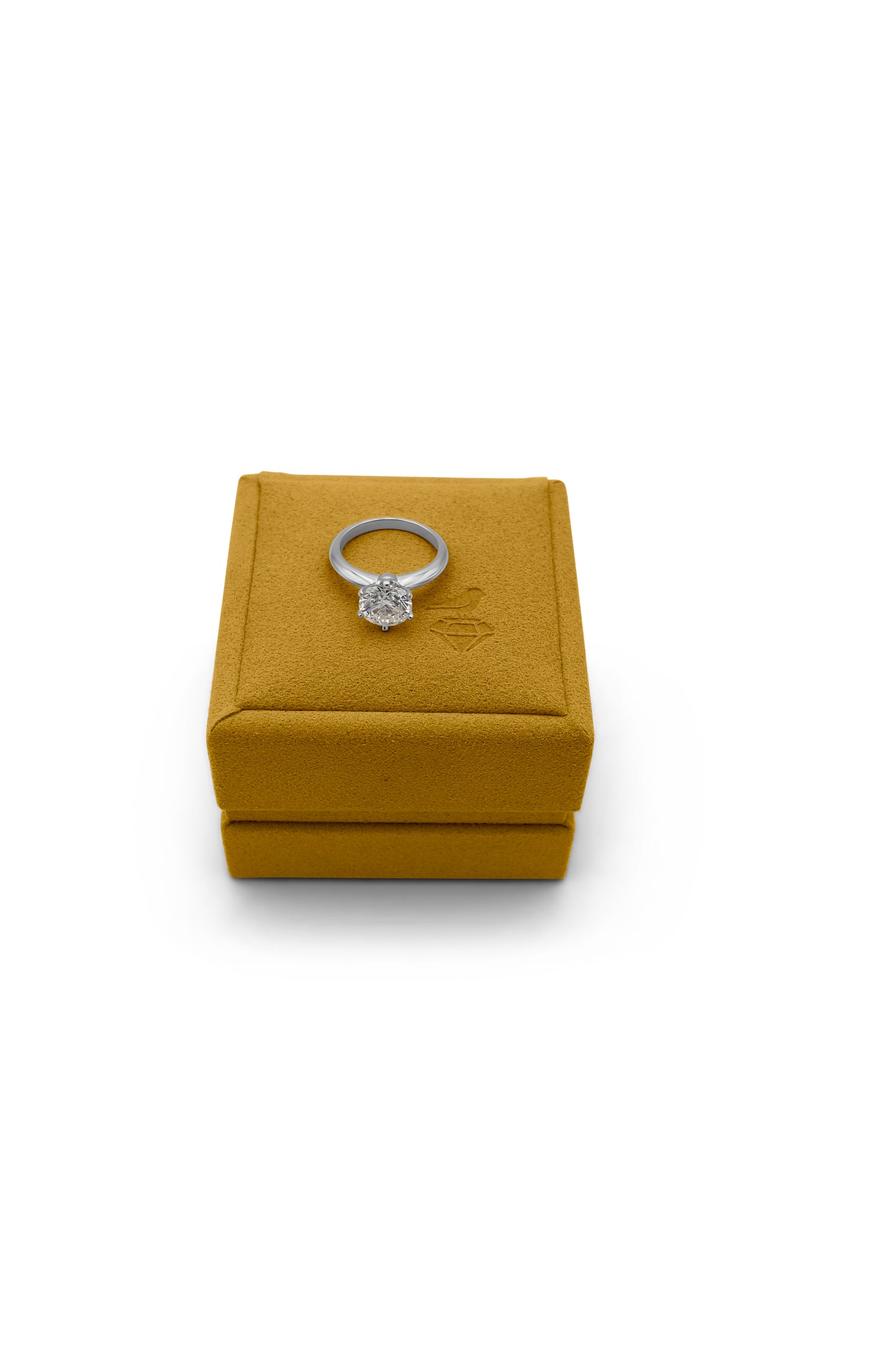 JANARY Round Brilliant Lab-Grown Diamond Ring in 18k White Gold