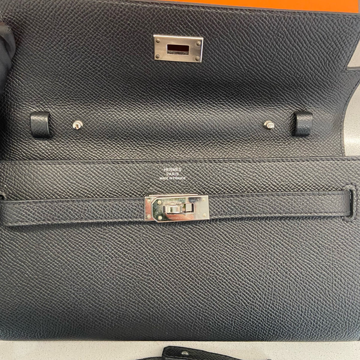 Hermès Kelly Wallet Noir Epsom Leather PHW