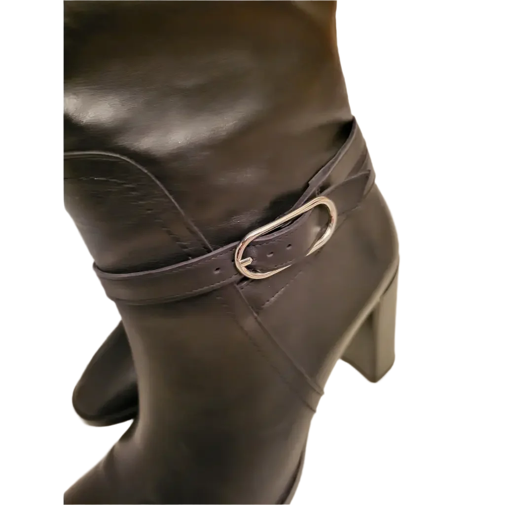 Massimo Dutti Limited Edition Knee High Heel Leather Boots