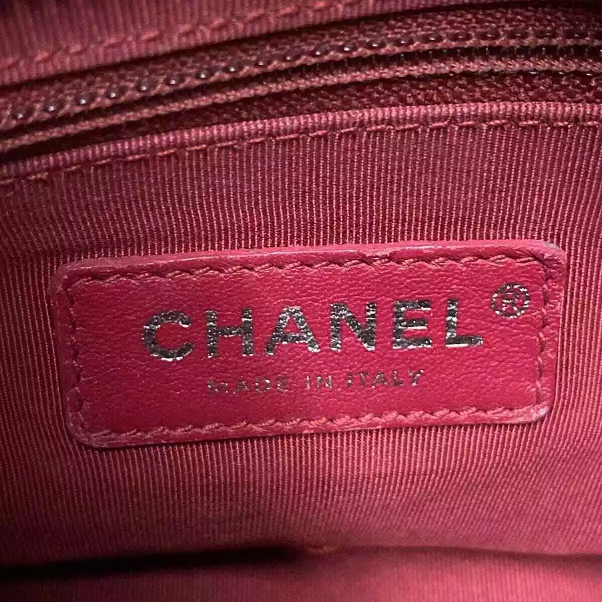 CHANEL Gabrielle de Chanel Small Hobo Bag White Black Aged Calfskin