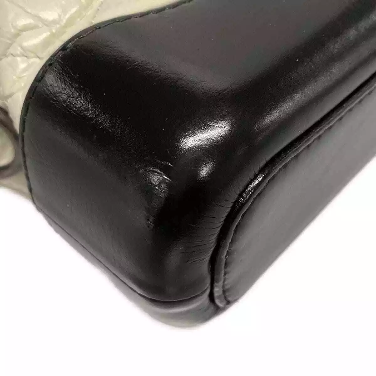 CHANEL Gabrielle de Chanel Small Hobo Bag White Black Aged Calfskin