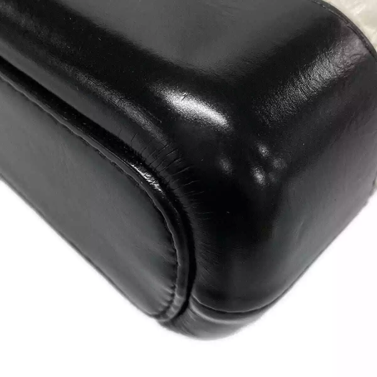 CHANEL Gabrielle de Chanel Small Hobo Bag White Black Aged Calfskin