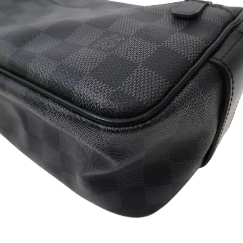 LOUIS VUITTON Toiletry Pouch Bag