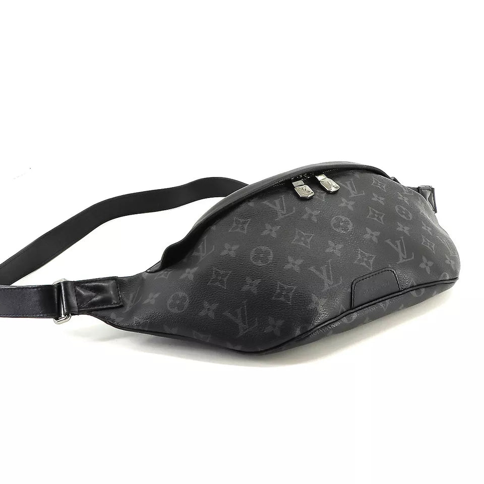 LOUIS VUITTON Black Monogram Discovery Eclipse Bumbag