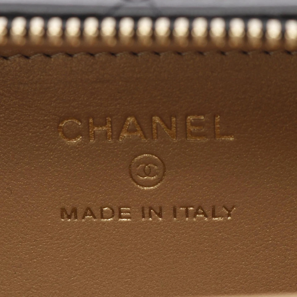 CHANEL CC Matelasse Vanity Mini Shoulder Bag