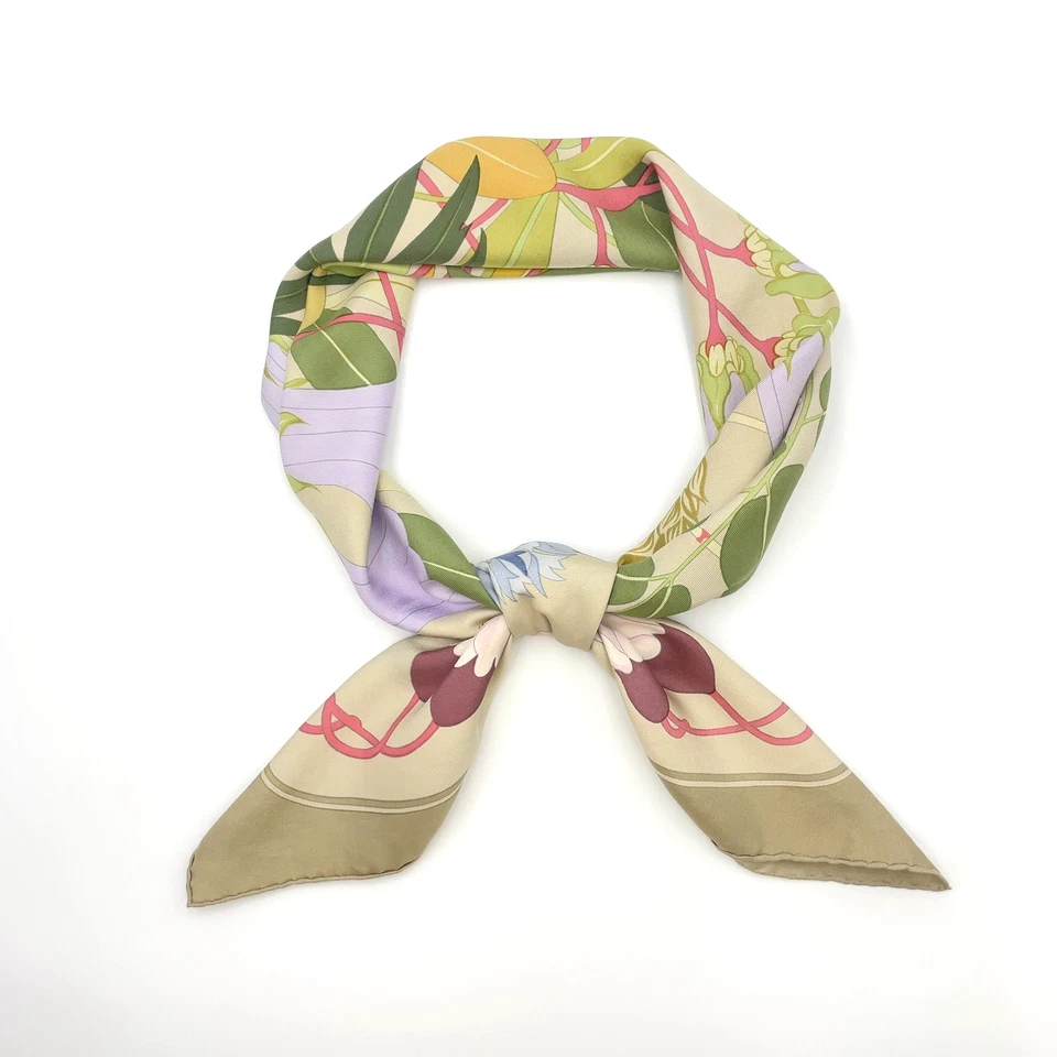 Hermes Carré 90 Flora Graeca Beige x Multicolor Silk Scarf