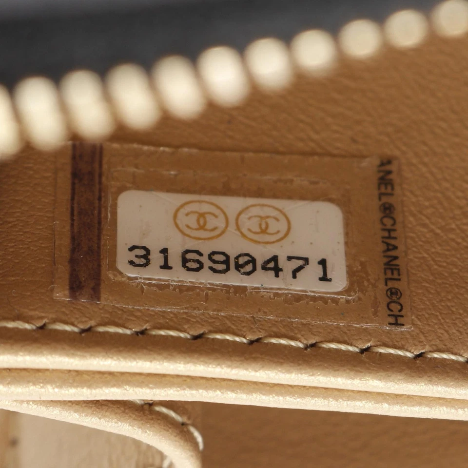 CHANEL CC Matelasse Vanity Mini Shoulder Bag