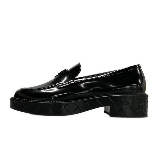 CHANEL Black Shiny Calfskin Women's Shoes