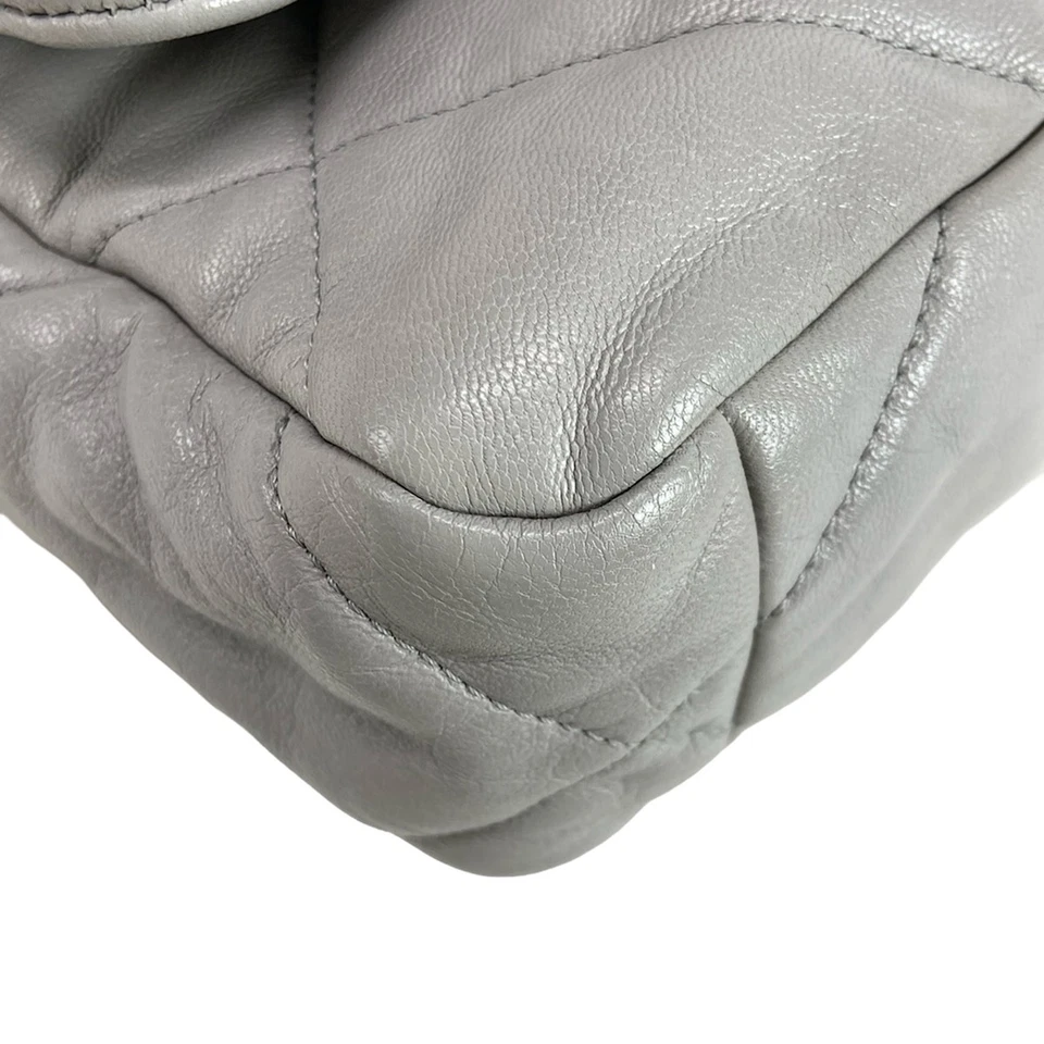 CHANEL CHANEL19 Gray Lambskin Shoulder Bag