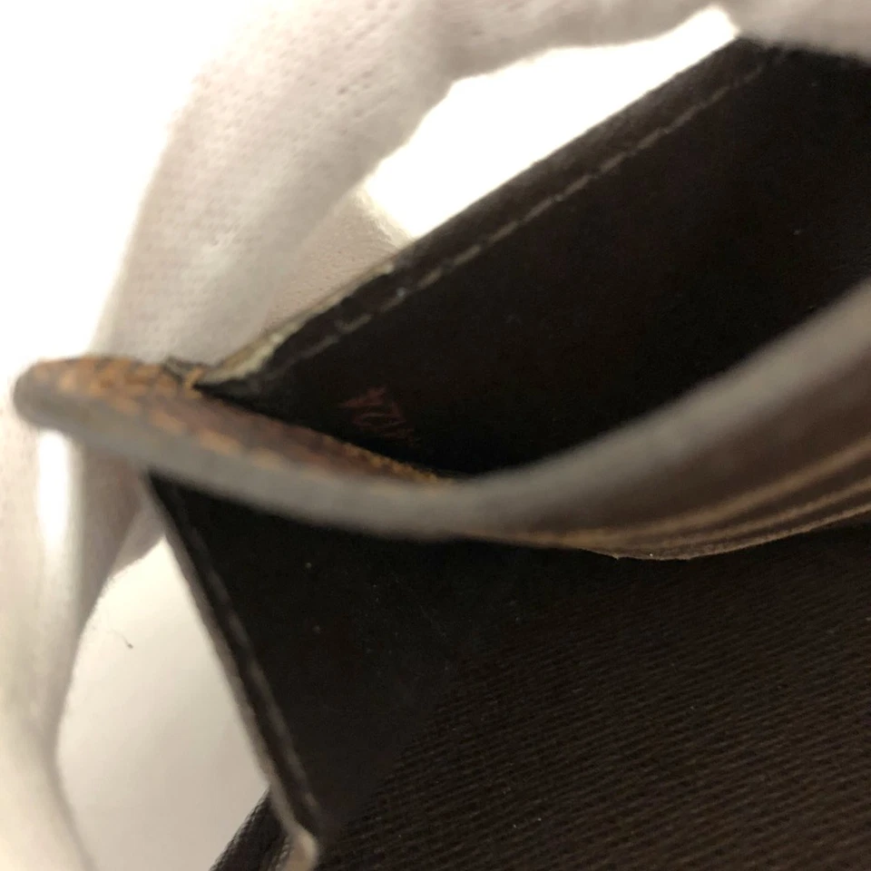 Louis Vuitton Damier Portefeuille Sarah Long Bifold Wallet in Brown