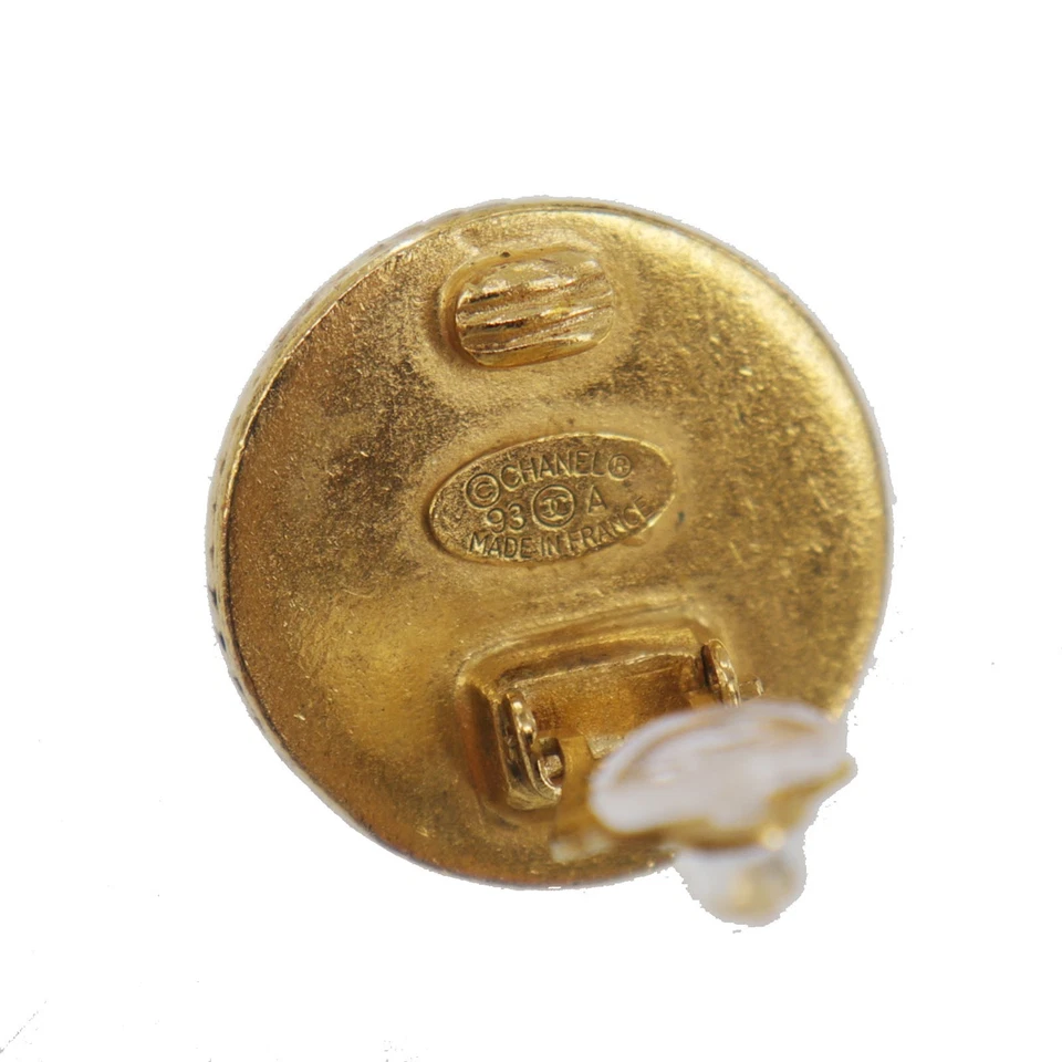 CHANEL CC Logos Used Round Circle Earrings Gold Black Clip-On 93A