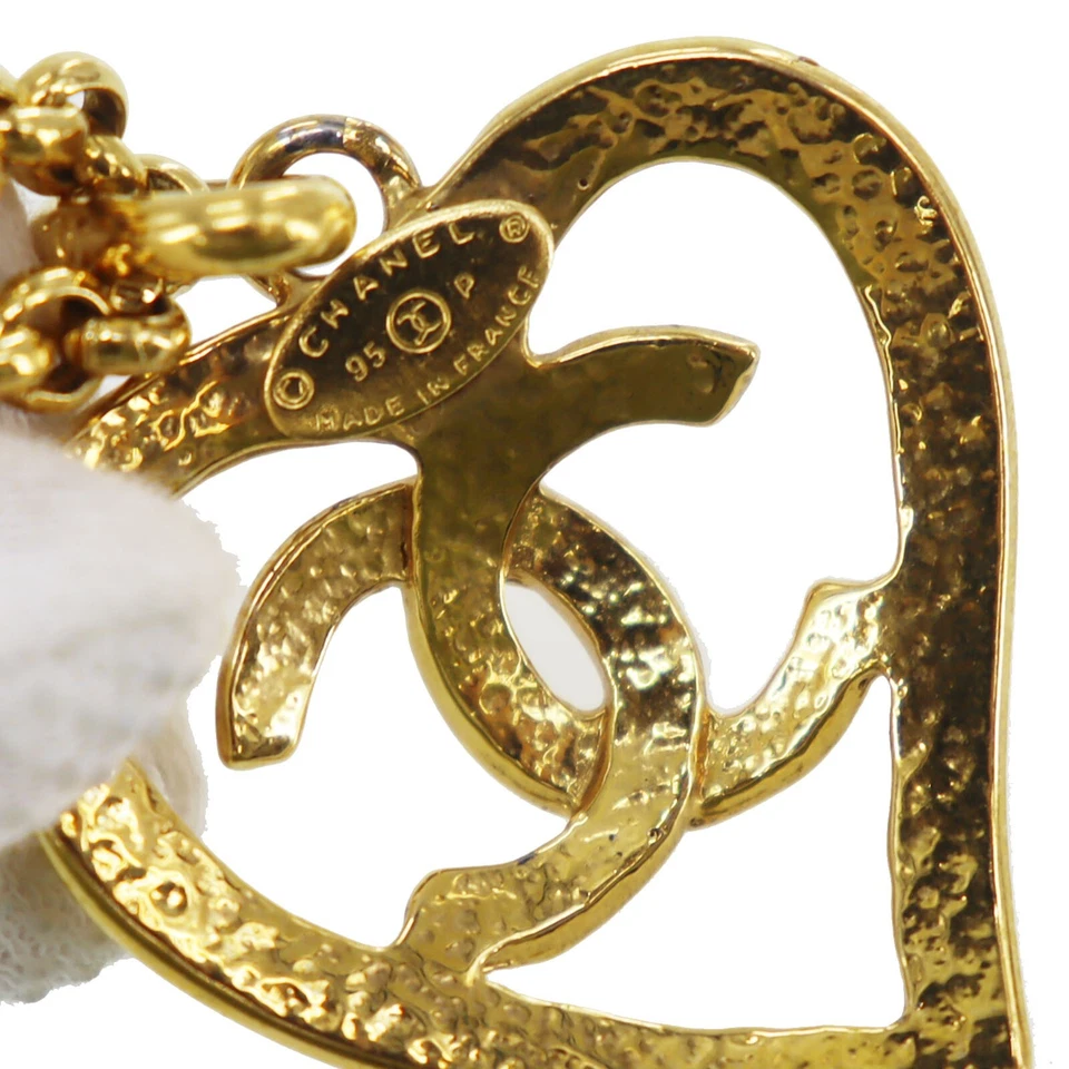 CHANEL CC Logos Heart Used Necklace Pendant Gold-Plated 95P Vintage