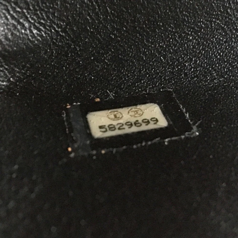 CHANEL Caviar Quilted Jumbo Kelly Flap Black