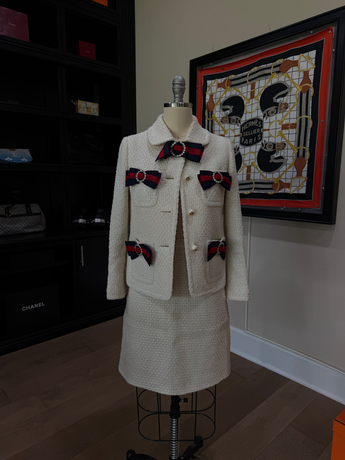 Gucci Ivory Bow Crystal Tweed Skirt Set