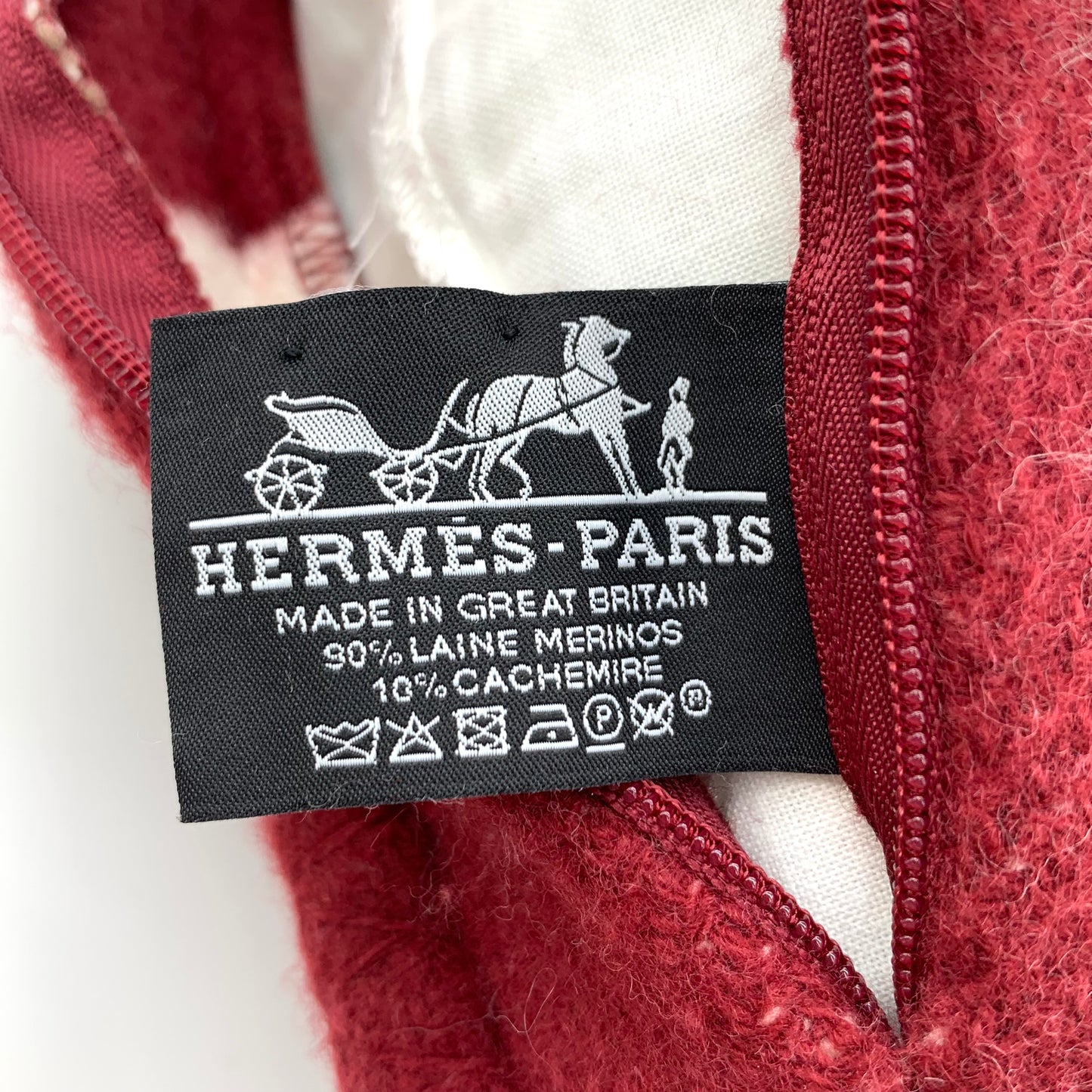 Hermès Avalon III Cushion in Ecru / Rouge H