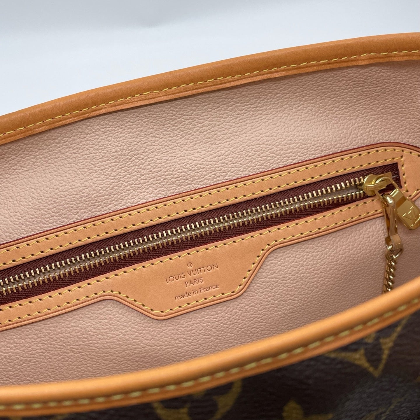 Louis Vuitton Monogram Bucket GM
