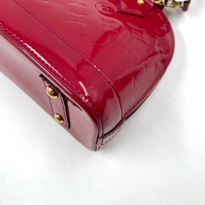 Louis Vuitton Alma BB Monogram Vernis in Pomme D’Amour