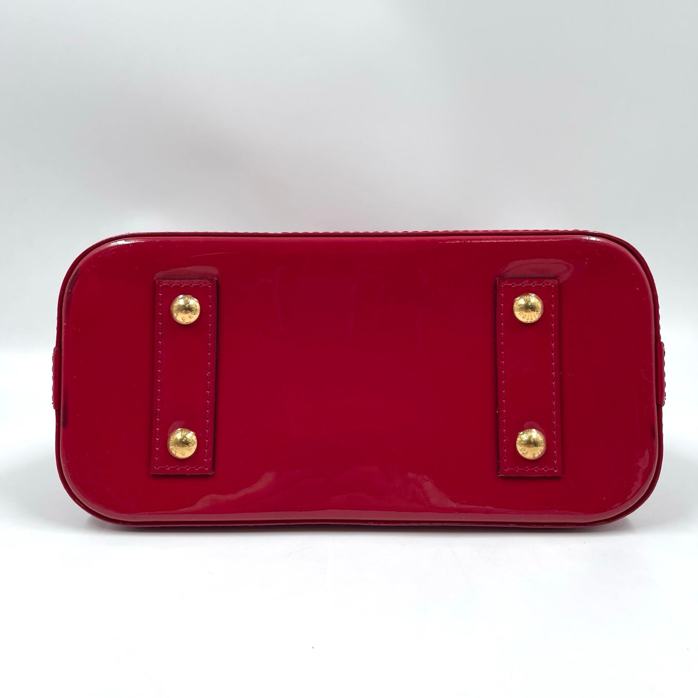 Louis Vuitton Alma BB Monogram Vernis in Pomme D’Amour
