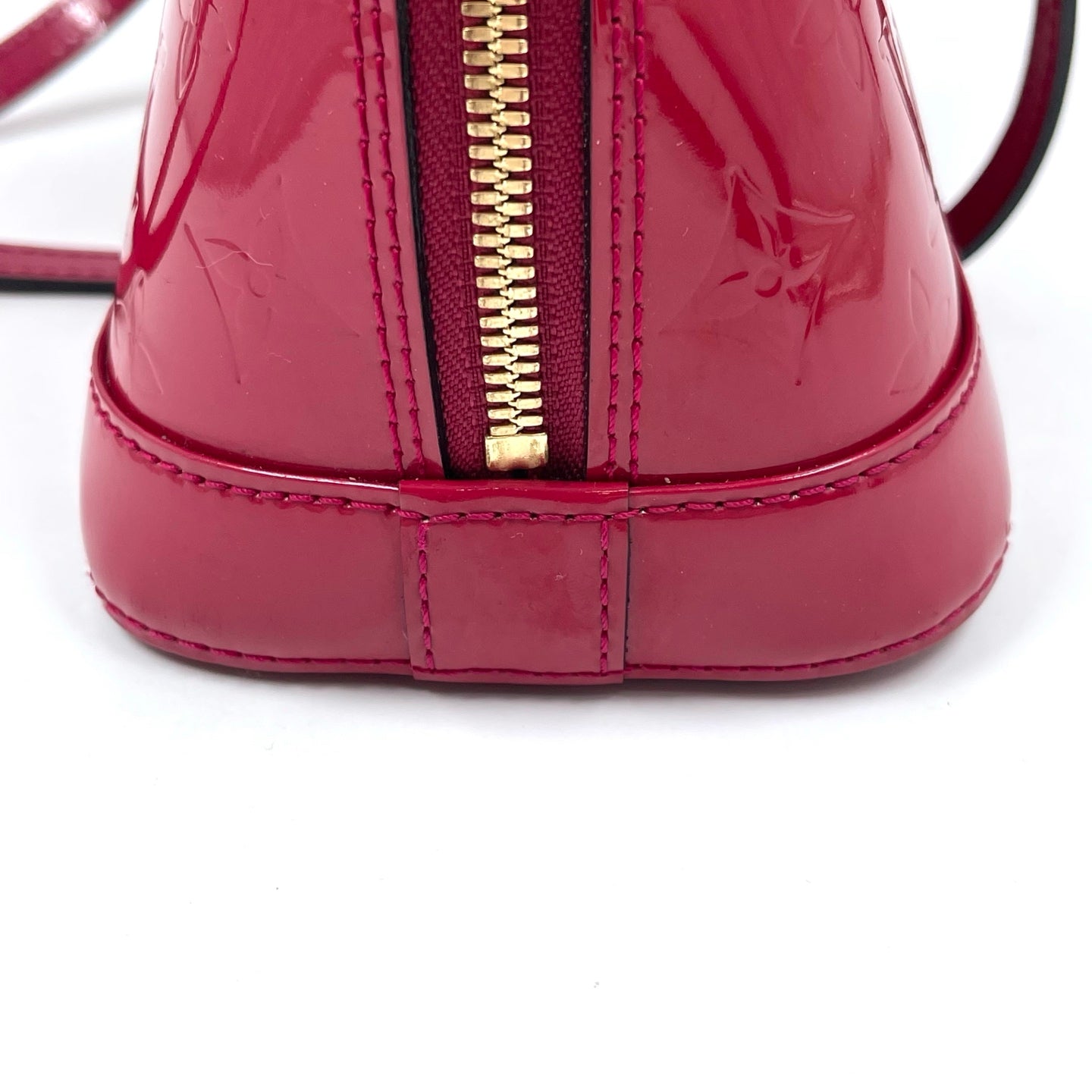 Louis Vuitton Alma BB Monogram Vernis in Pomme D’Amour