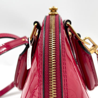 Louis Vuitton Alma BB Monogram Vernis in Pomme D’Amour