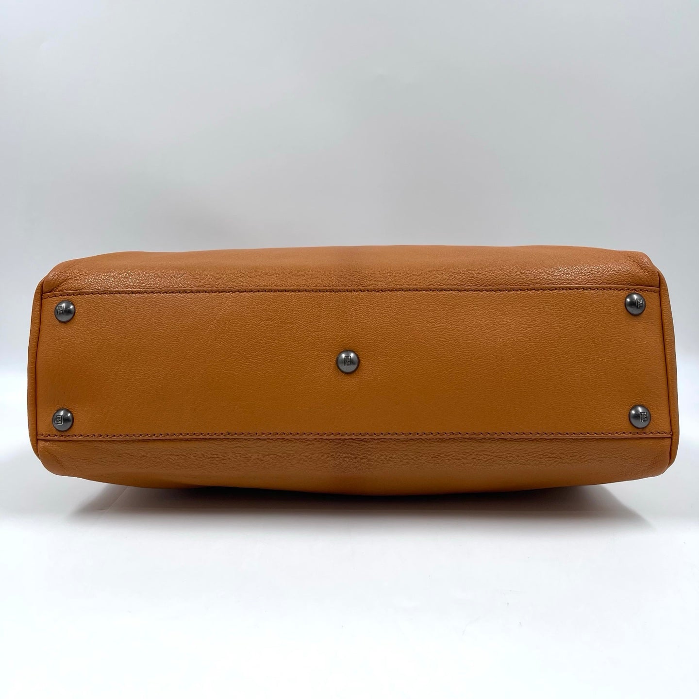 Fendi Peekaboo Medium Leather Handbag in Tan
