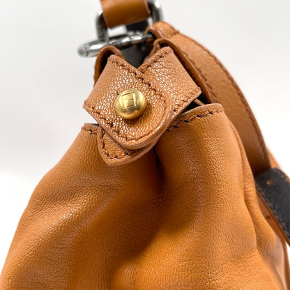 Fendi Peekaboo Medium Leather Handbag in Tan