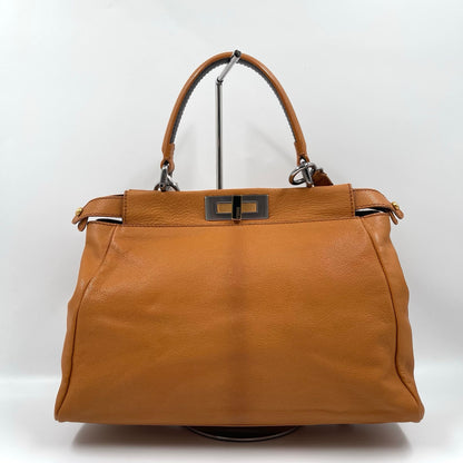 Fendi Peekaboo Medium Leather Handbag in Tan
