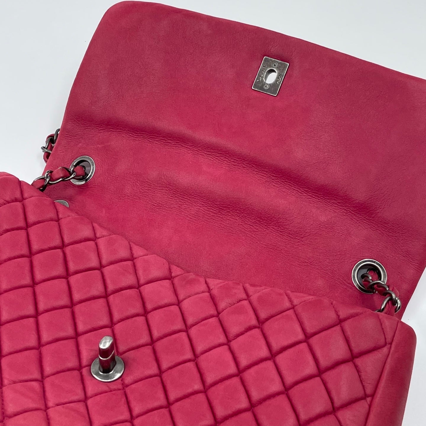 Chanel New Bubble Flap Bag in Pink Iridescent Calfskin