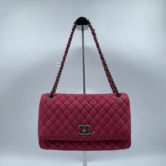 Chanel New Bubble Flap Bag in Pink Iridescent Calfskin