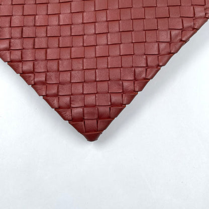 Bottega Veneta Intrecciato Turn-Lock Clutch in Barolo